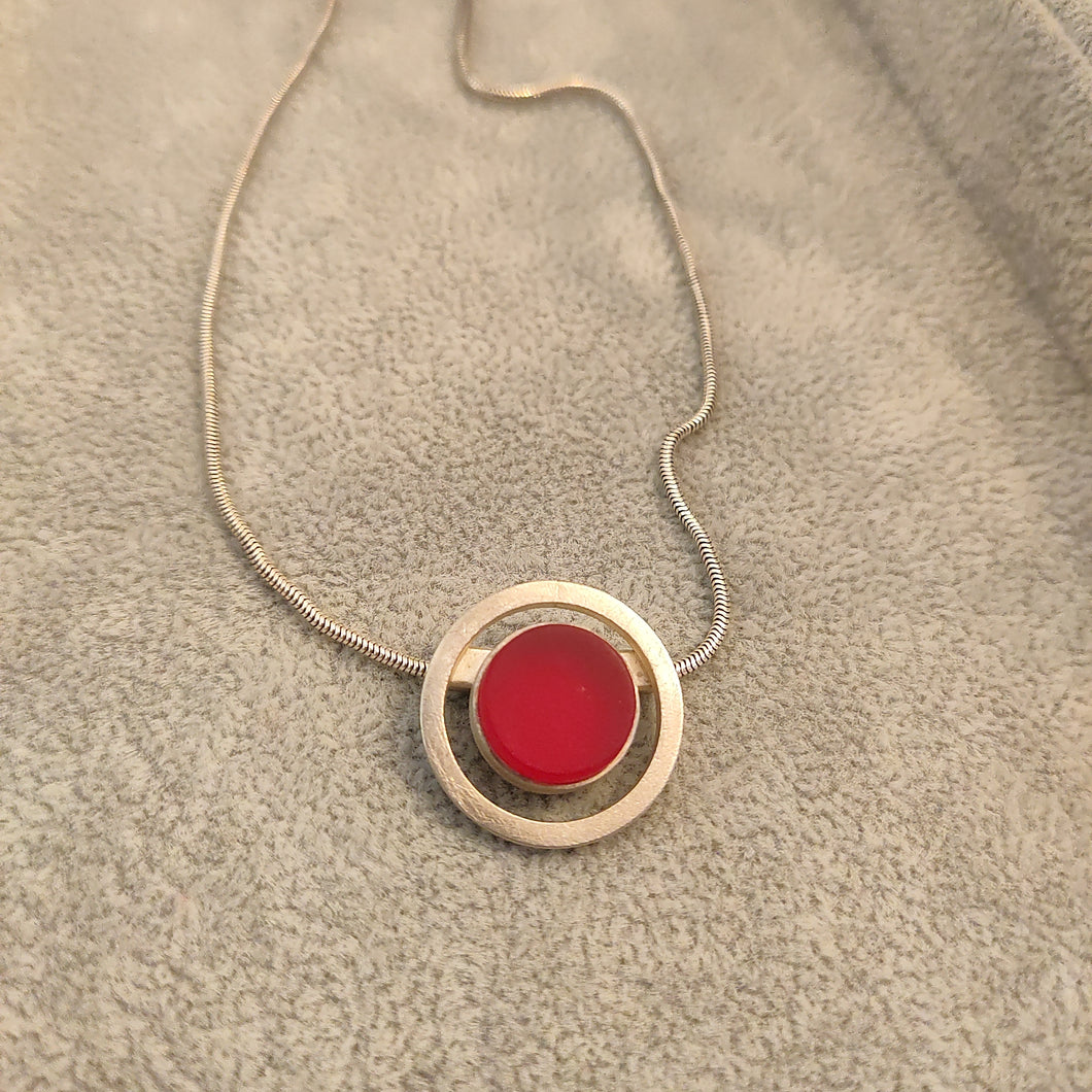 Orphist Necklace in Silver with Red Traffic Light