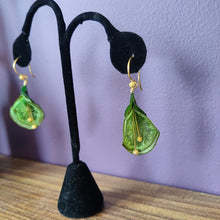 Load image into Gallery viewer, Blossom Earrings
