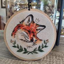 Load image into Gallery viewer, FoxEmbroideryThistleFinchDesigns

