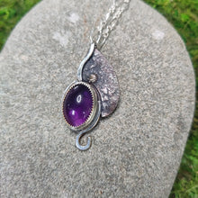 Load image into Gallery viewer, Amethyst Pendant w/Scallop
