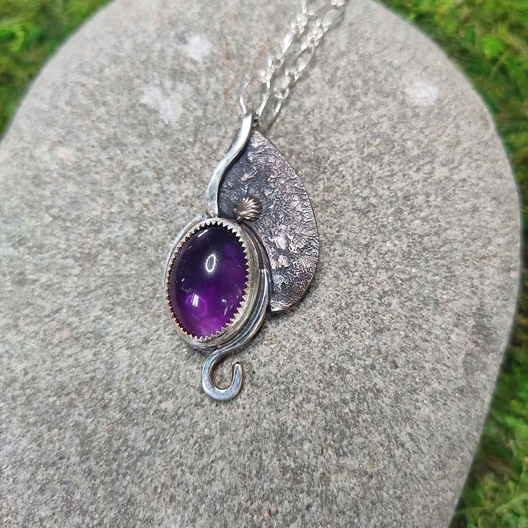 Amethyst Pendant w/Scallop