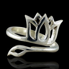 Load image into Gallery viewer, Water Lily Ring - Silver
